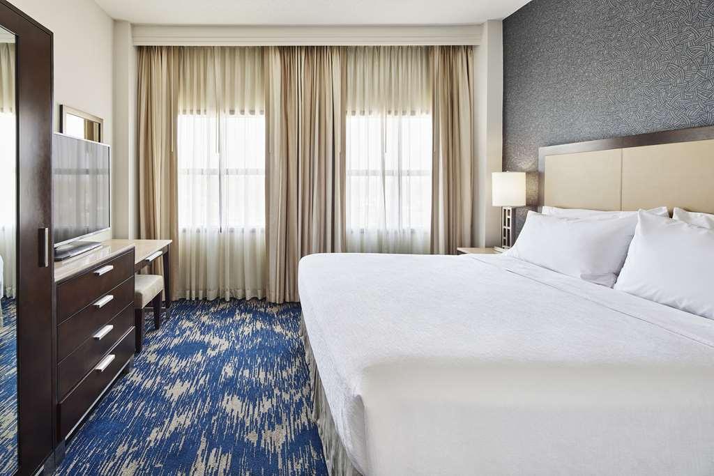 Hotel Embassy By Hilton Old Town Alexandria
